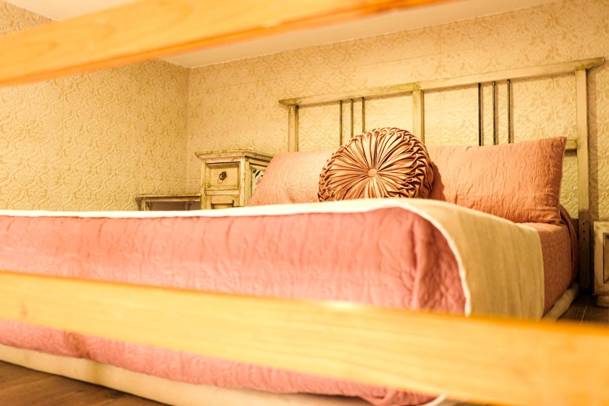 Apartament Casa De La Juderia Dona Pilar Sewilla Zewnętrze zdjęcie