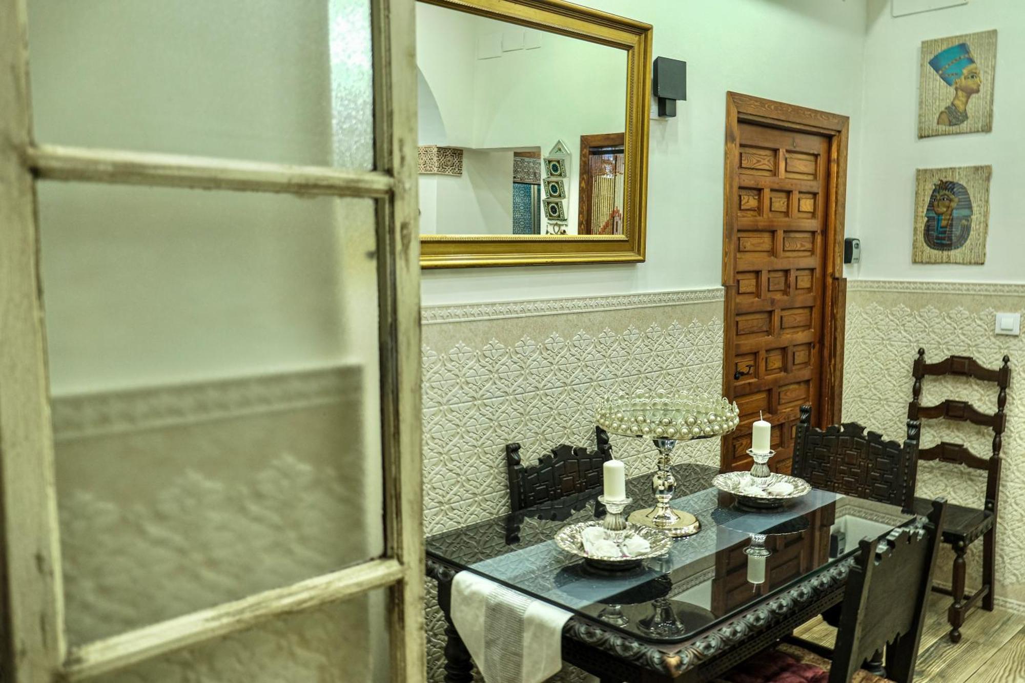 Apartament Casa De La Juderia Dona Pilar Sewilla Zewnętrze zdjęcie