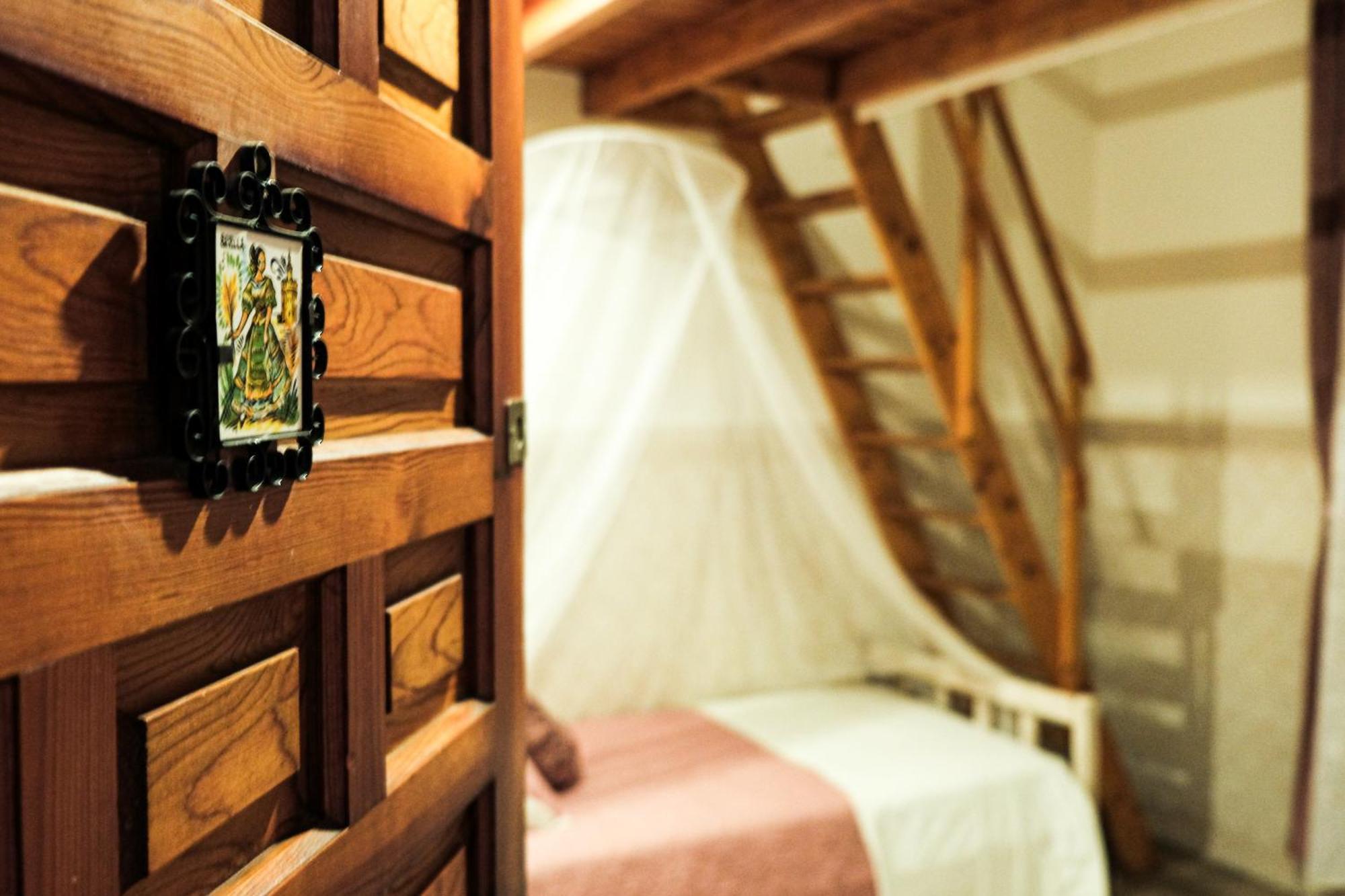 Apartament Casa De La Juderia Dona Pilar Sewilla Zewnętrze zdjęcie